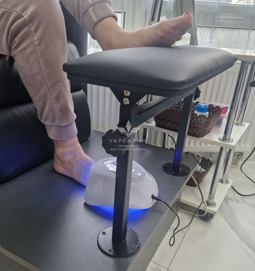 Подставка для педикюра Tertio 7 с регулировкой высоты на черных ножках