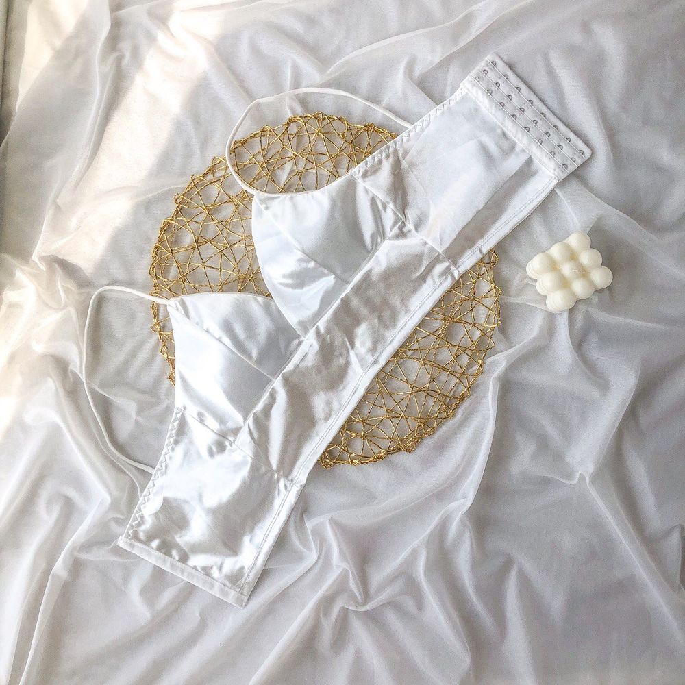 Атласний топ-бюстьє