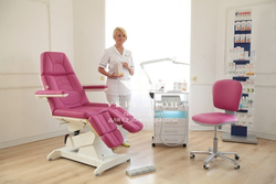 Педикюрно-косметологическое кресло FUT-PROFI-1