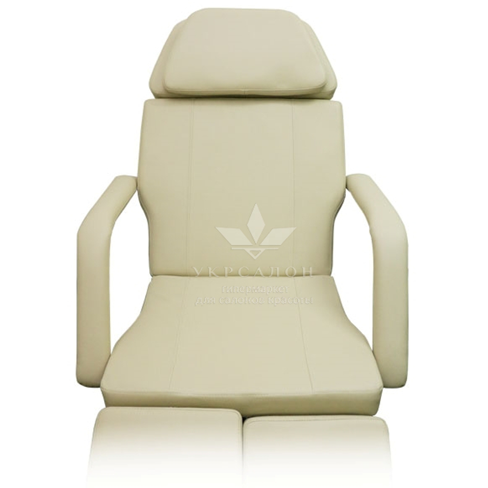 Педикюрно-косметологічне крісло 235