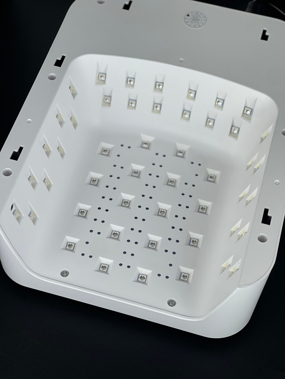 Лампа для манікюру SmartUV N9