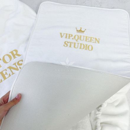 Чохол на кушетку та килимок