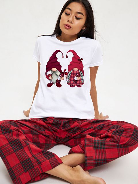Пижама фланелевая Gnomes and wine (футболка белая, брюки в красную клетку) Love&Live фото 1