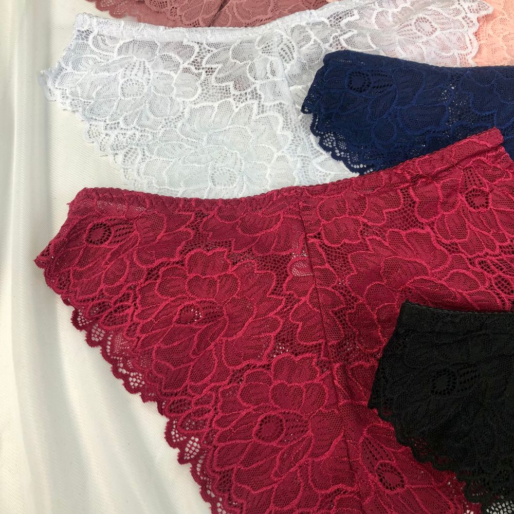 Мереживні американки