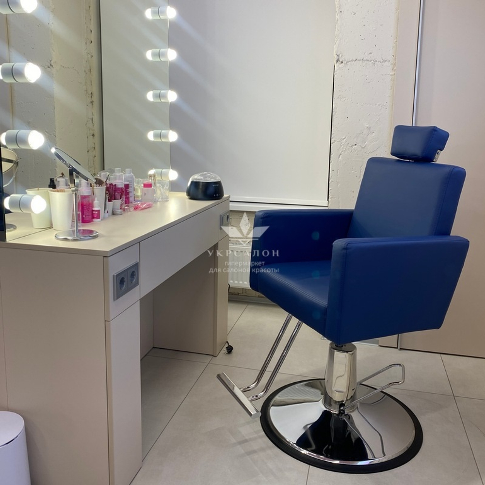 Парикмахерское кресло Barber Quadro