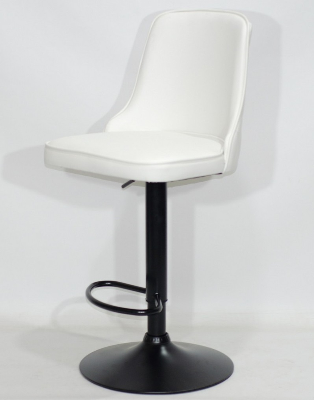 Стільчик для візаж Adamo black