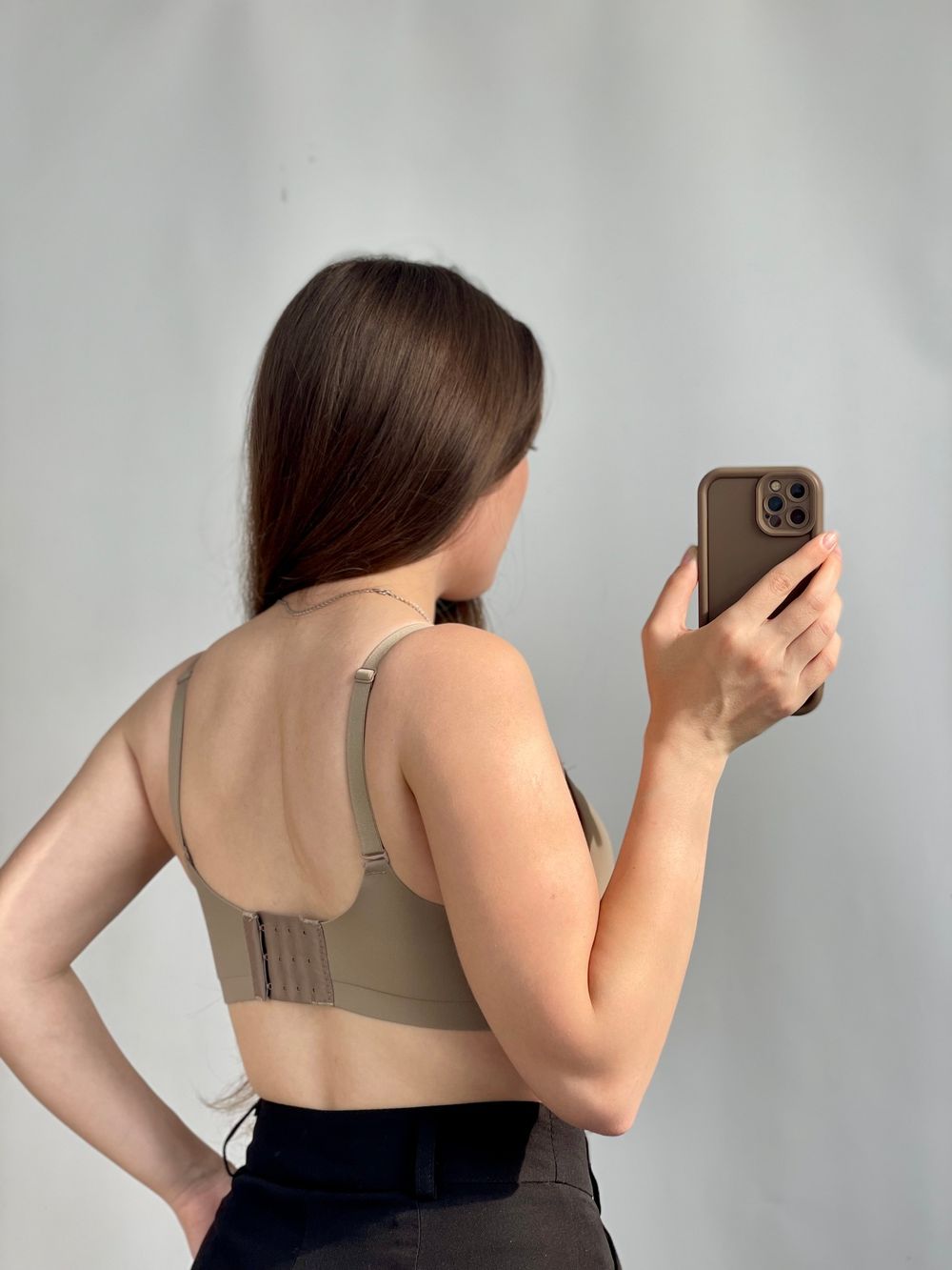 Безшовний бюстгальтер