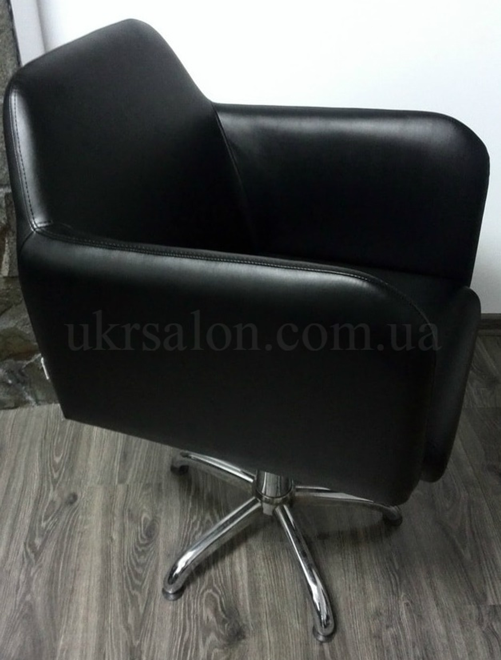 Парикмахерское кресло HARRIET