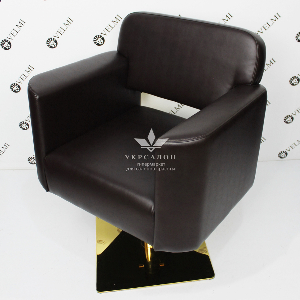 Перукарське крісло Eliot Gold на квадраті