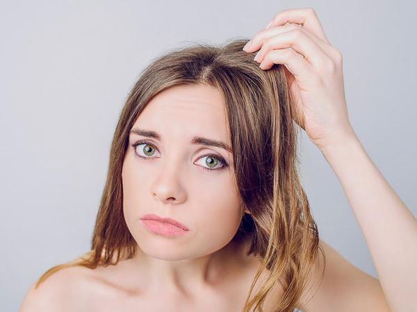 Як правильно доглядати за волоссям жирного типу?