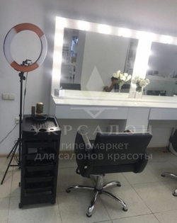 Парикмахерское кресло Freya