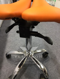 Стул-седло с раздвижным сиденьем 4008