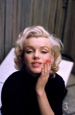 Фотогалерея изображений с Marilyn Monroe