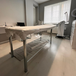 Кушетка масажна стаціонарна КМ-04