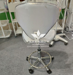 Стульчик мастера со спинкой 0851