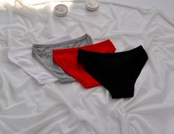 Сліпи в рубчик з мінімалістичним написом