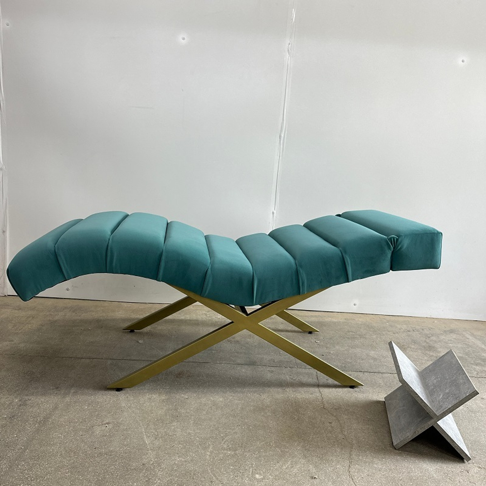 Анатомическая кушетка Mark 555-07 с подголовником и поперечной прошивкой для лашмейкеров и бровистов