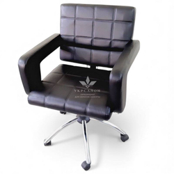 Парикмахерское кресло Berta