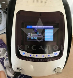 Багатофункціональний апарат кавітації і RF-ліфтингу S-01