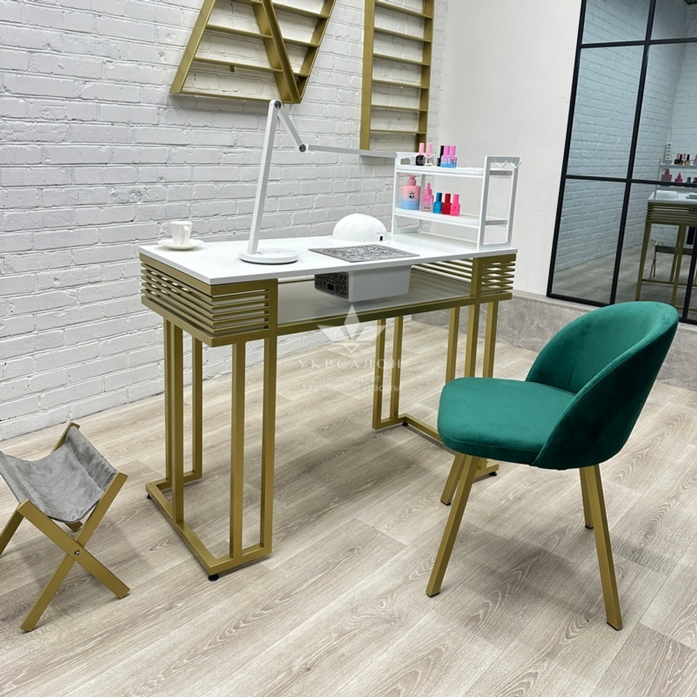 Комплект мебели для маникюра CM Premium-09а