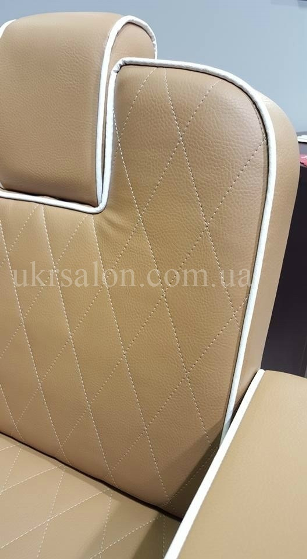 Перукарське крісло Barber Holland 2