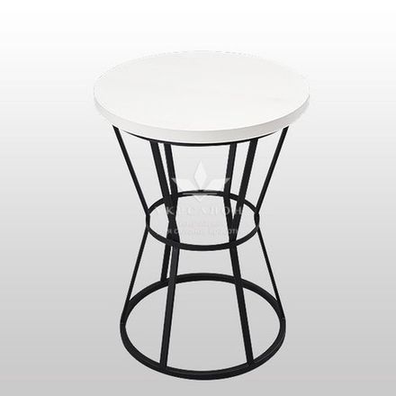 Столик для клиентов 265