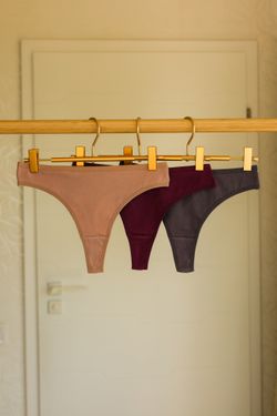 Бокс 3 шт комфотрних стрінг