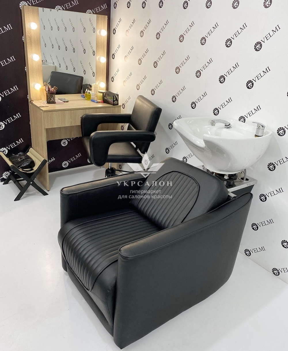 Робоче місце перукаря 736