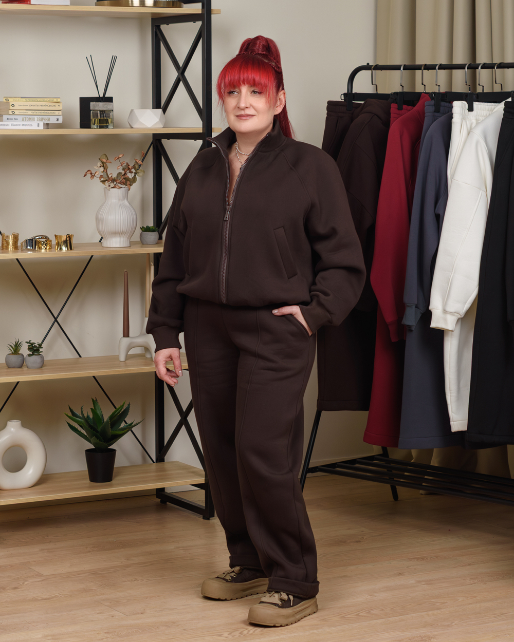 Брюки банани жіночі коричневого кольору (арт. 2852500402)