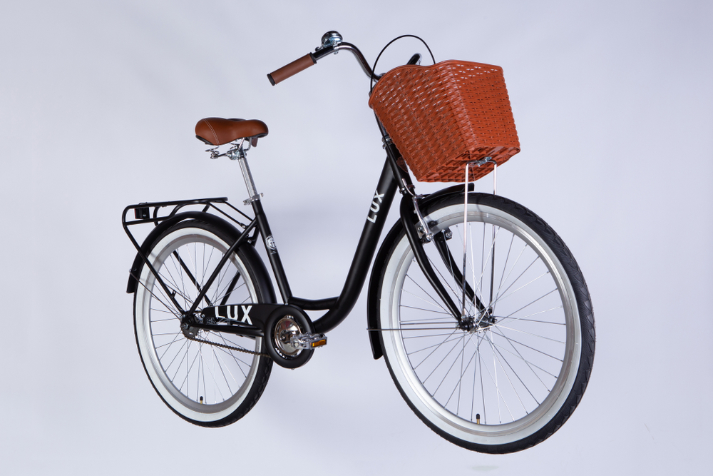 Велосипед городской 26 дюймов Dorozhnik Lux Velosteel 2025 с корзиной и багажником, рама 17"