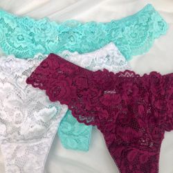 Ажурні стрінги