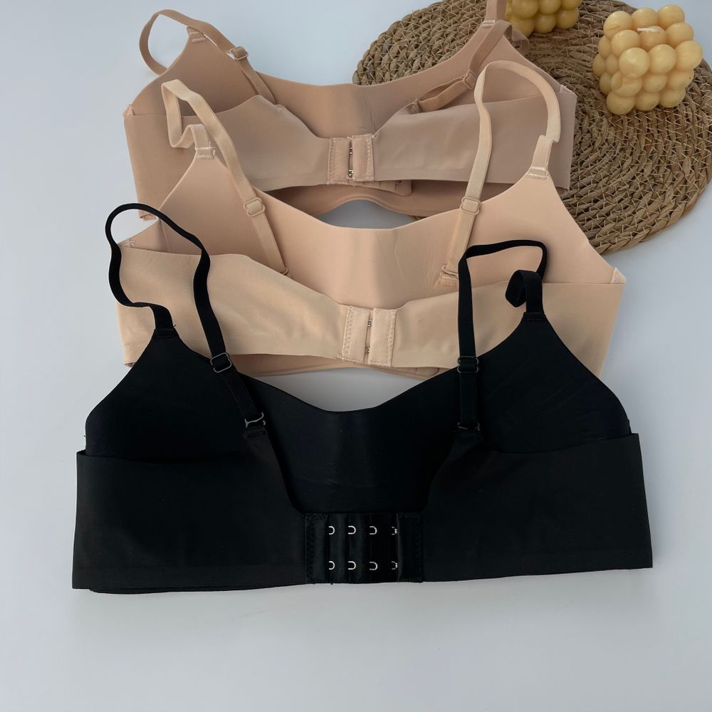 Безшовний базовий бюст