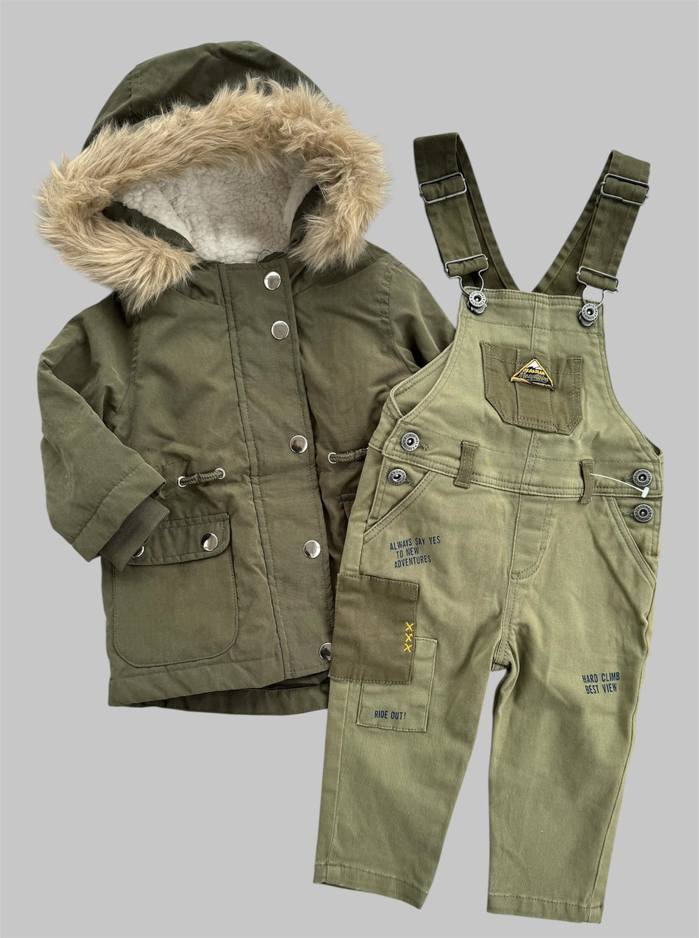 Стильний набір одягу для хлопчика "Batman": курточка + комбінезон + реглани, розмір 68