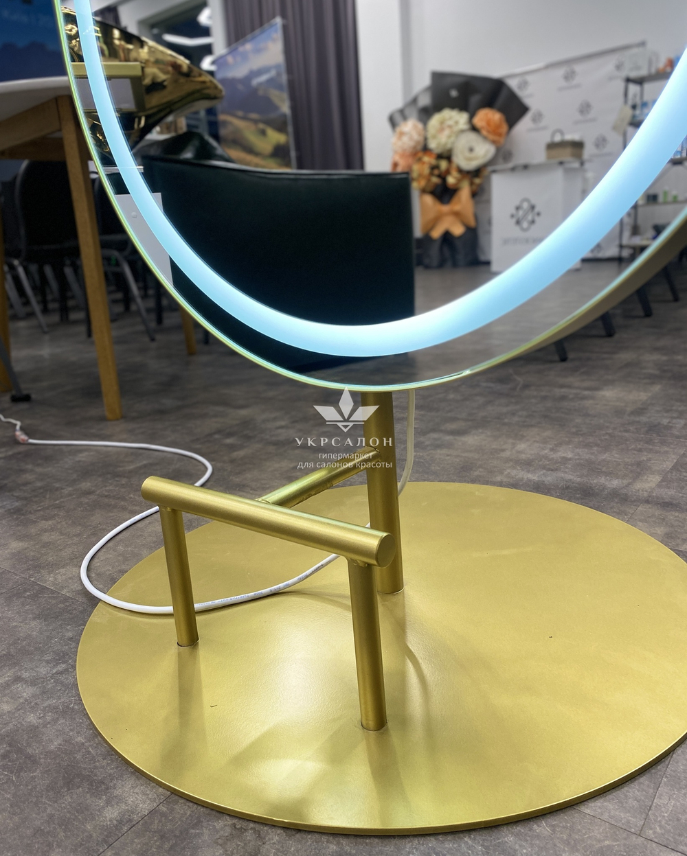 Рабочее место парикмахера Shine с подсветкой