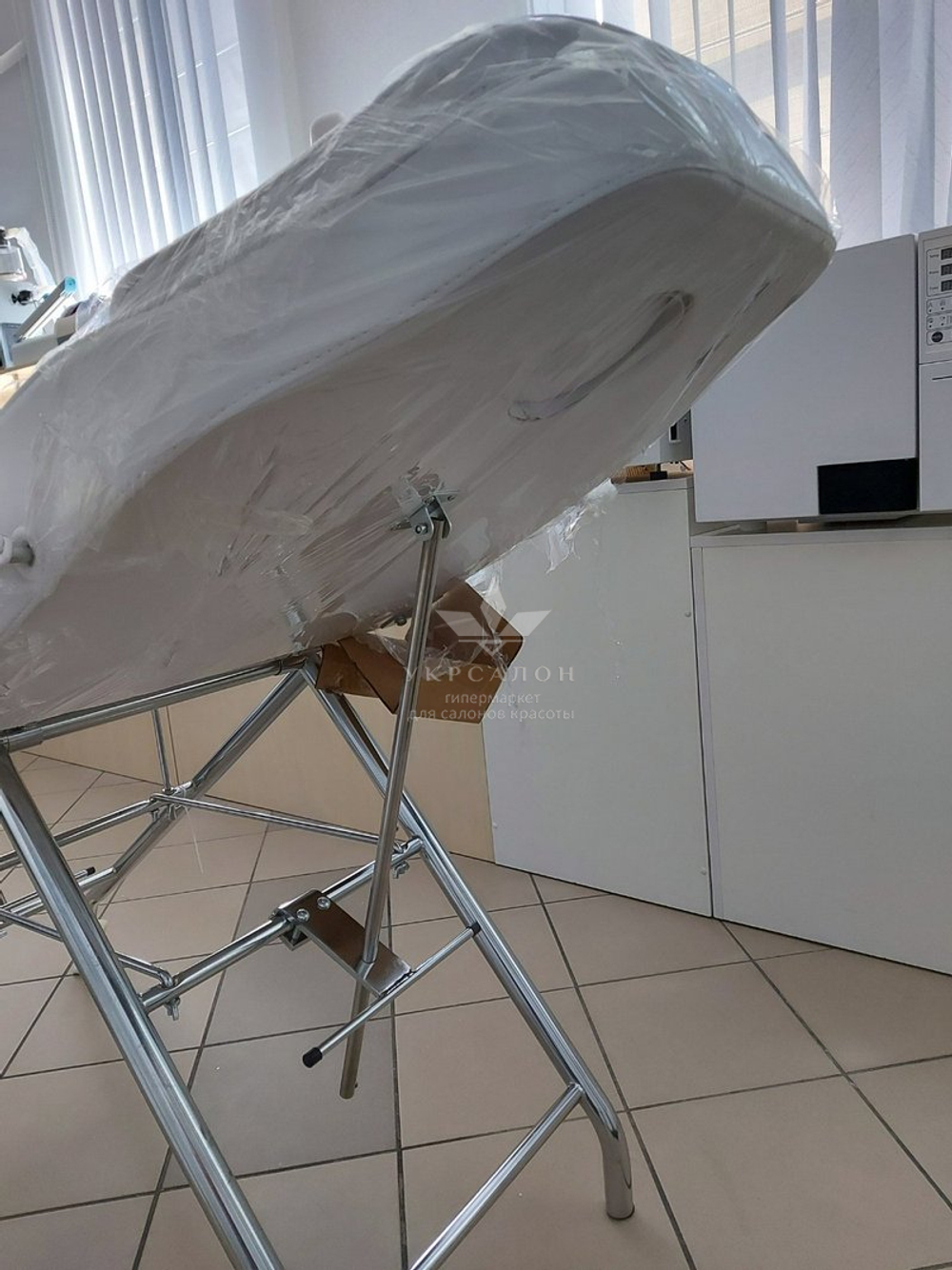 Кушетка косметологическая 201