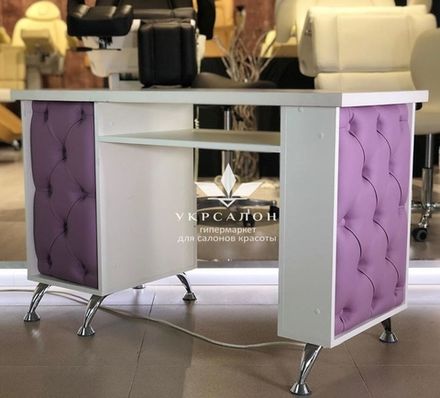 Манікюрний стіл Queen 9