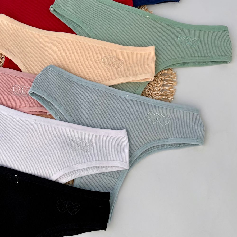 Американки з нашивкою сердечка