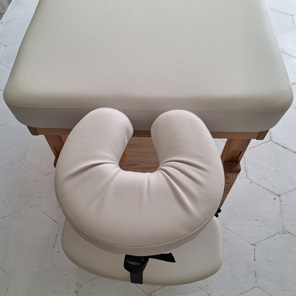 Стаціонарний масажний стіл KP-9