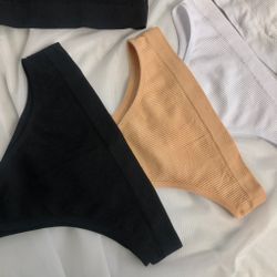 Зручний комплект на кожен день