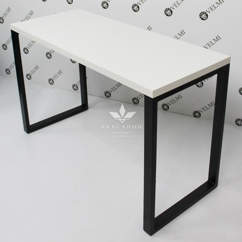 Манікюрний стіл Alison