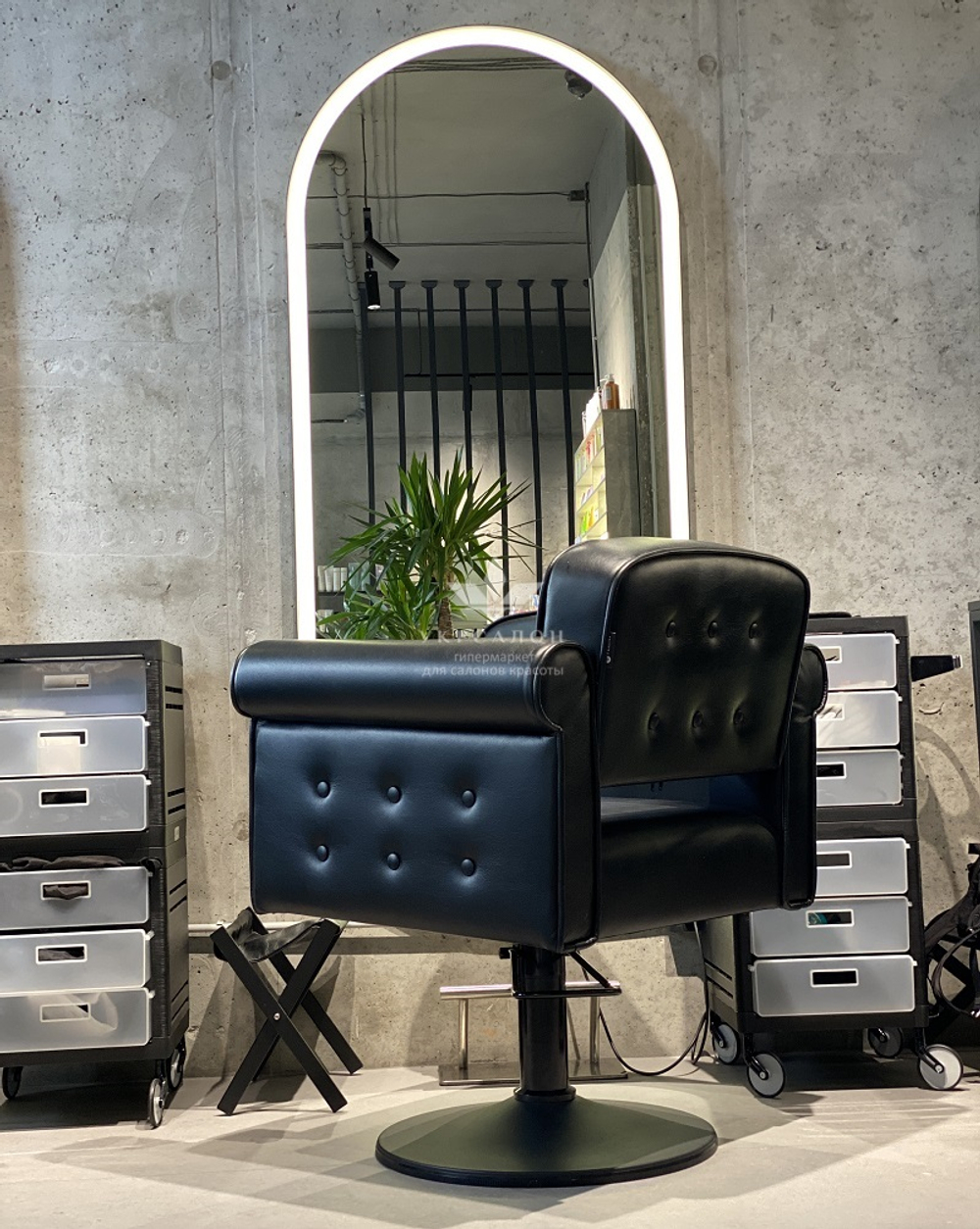 Рабочее место парикмахера Chariol