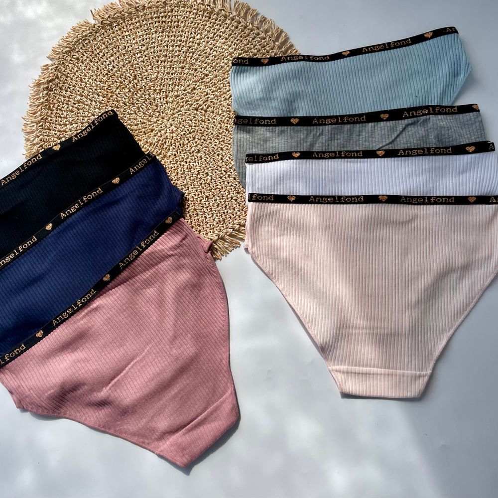 Сліпи в рубчик з близкучим написом на резинці