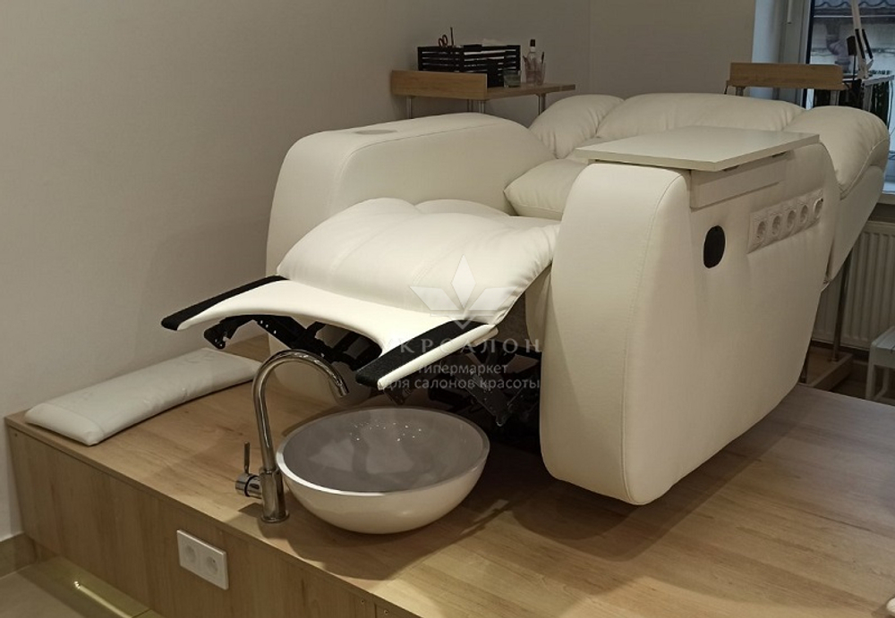 Педикюрное SPA кресло-реклайнер Ontario Lux