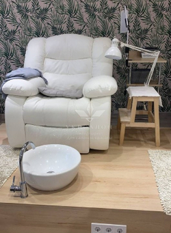 Педикюрное SPA кресло-реклайнер Ontario