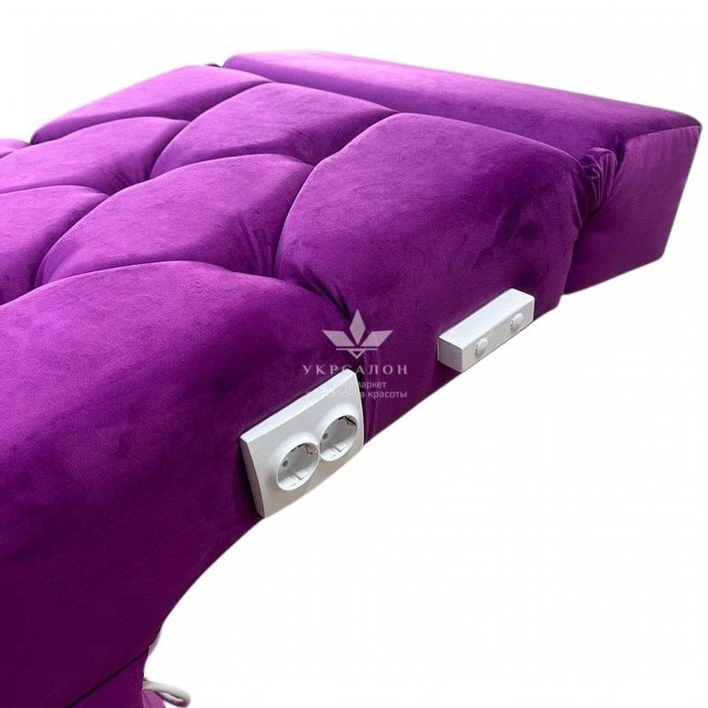 Анатомическая кушетка Mark 333-01 с регулировкой подголовника для лашмейкеров и бровистов