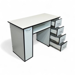 Маникюрный стол Glass