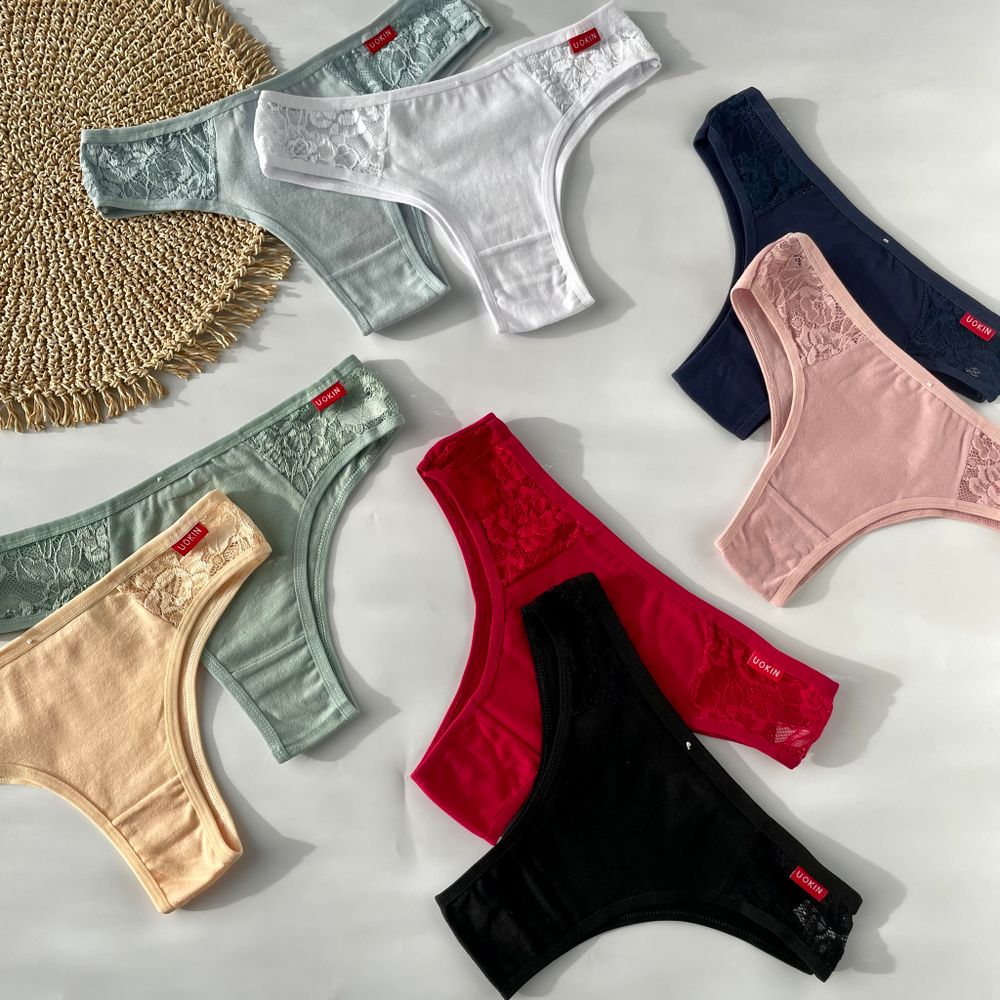 Американки з мереживними вставкоми