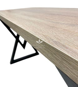 Манікюрний стіл Modern