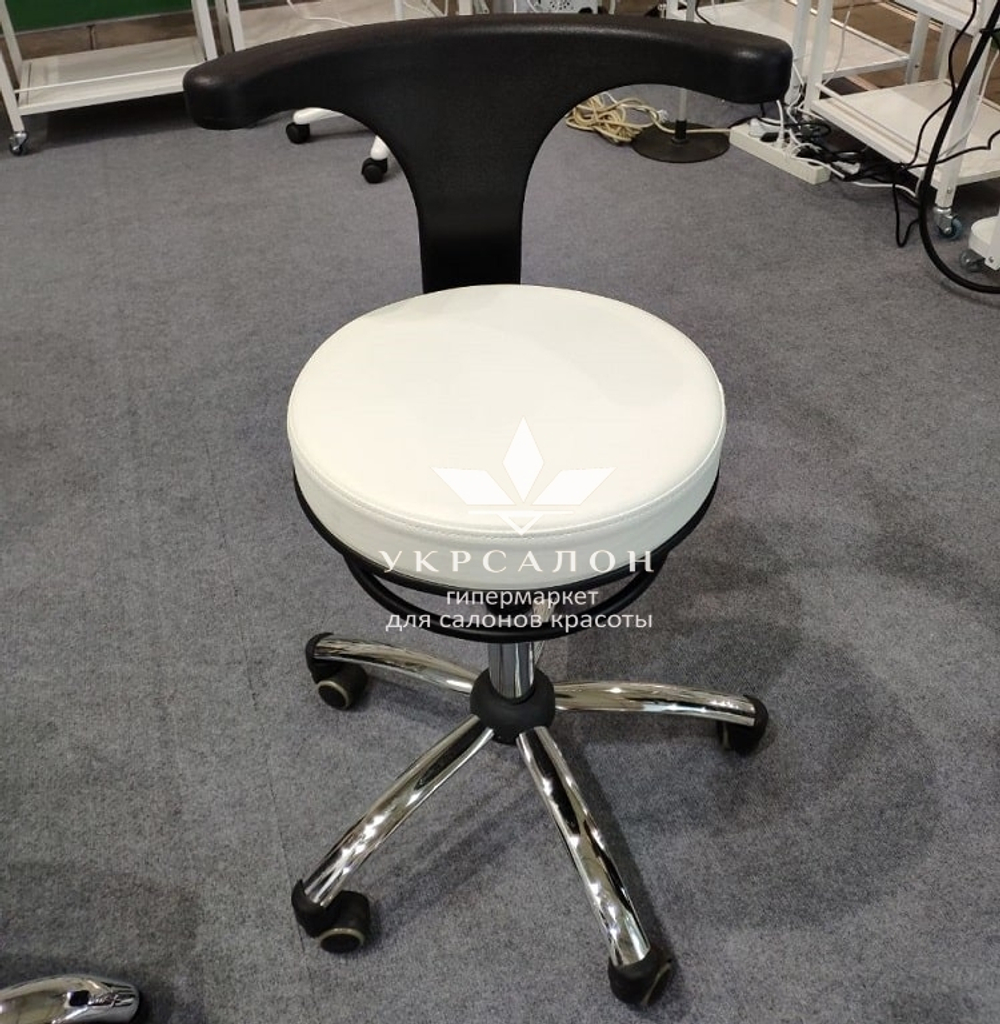 Стільчик майстра зі спинкою 1033