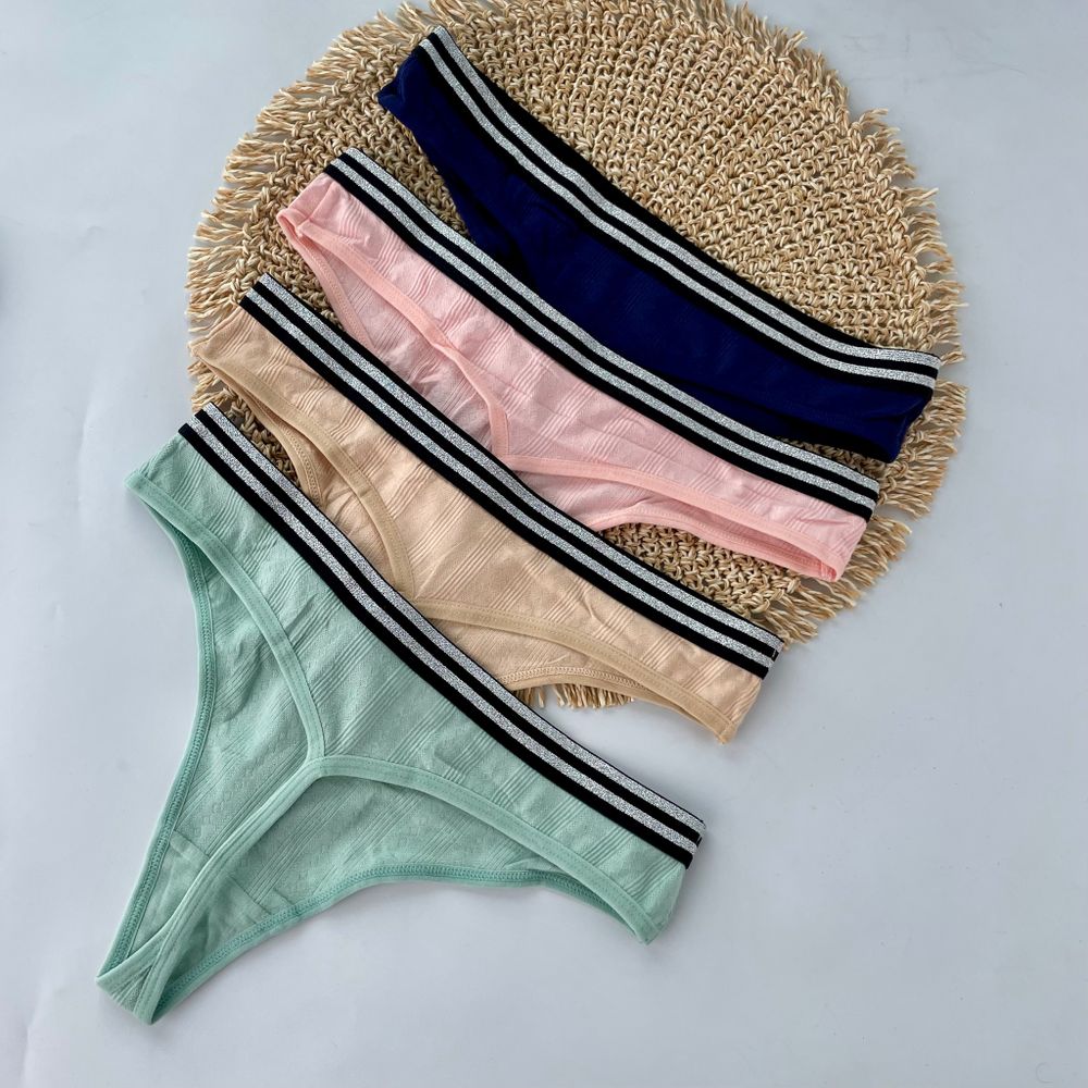 Стрінги з блискучими смужками